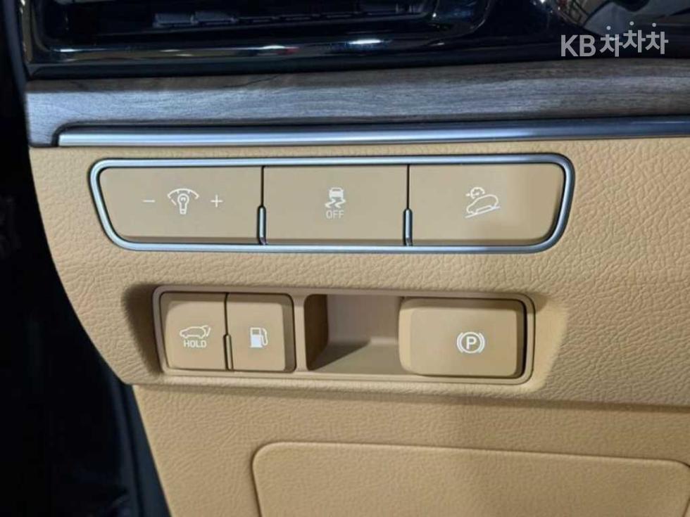 2021 - kia mohave