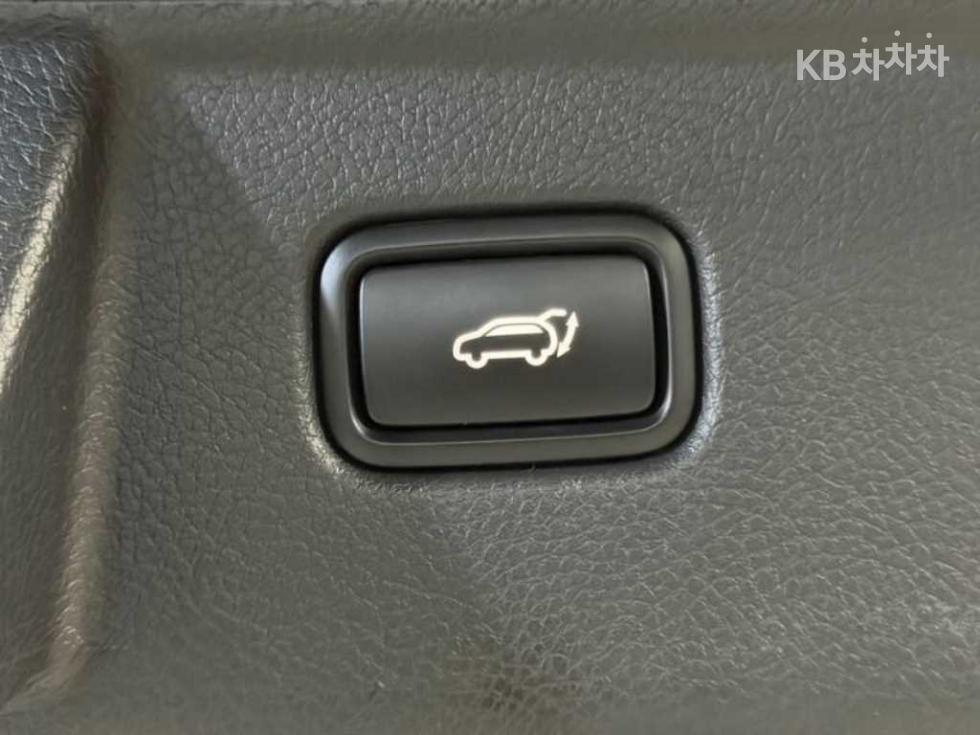 2021 - kia mohave