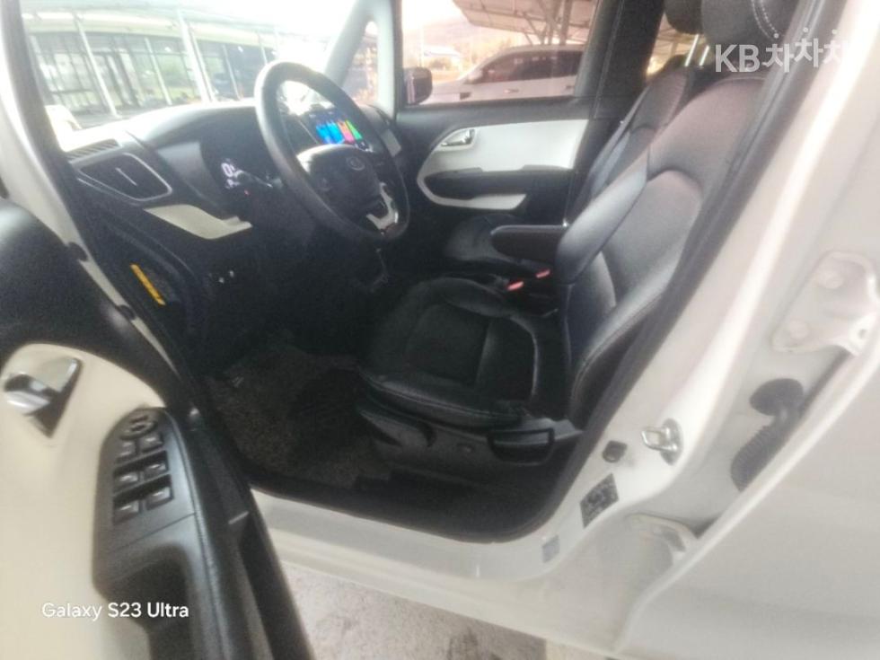 2012 - kia ray