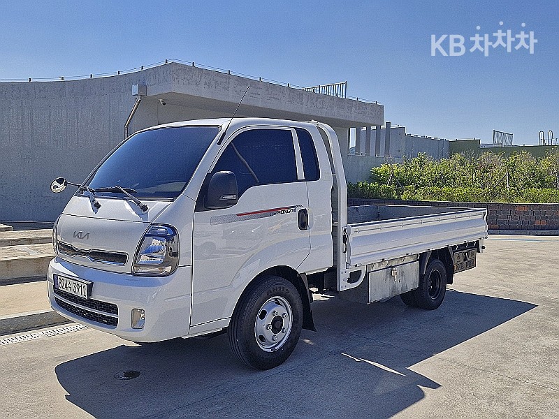 2023 - kia bongo iii