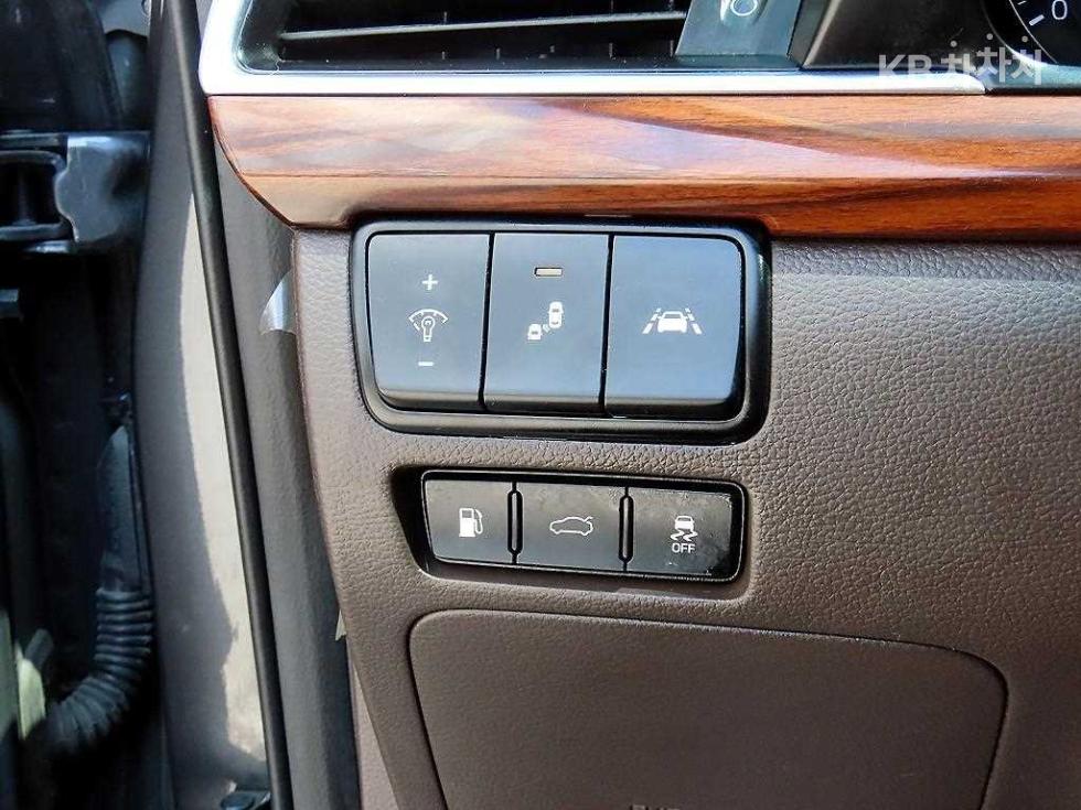 2016 - kia k7