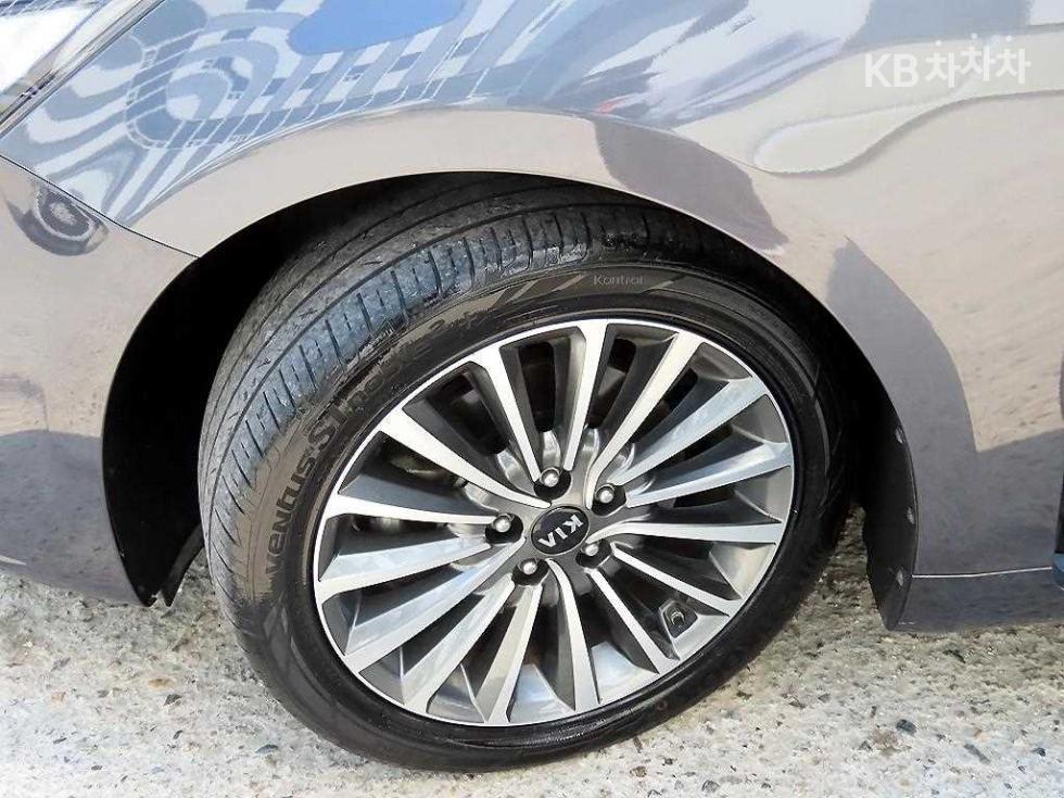 2016 - kia k7