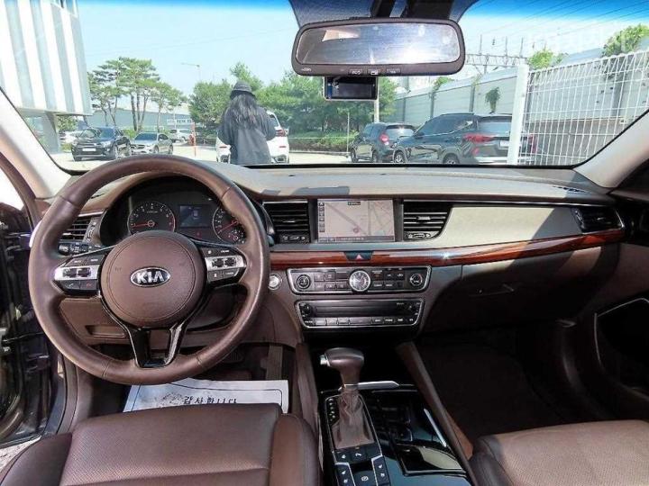 Kia K7 2.4 GDI Prestige 8