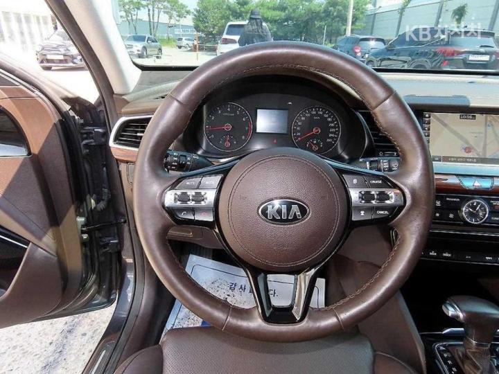 Kia K7 2.4 GDI Prestige 9