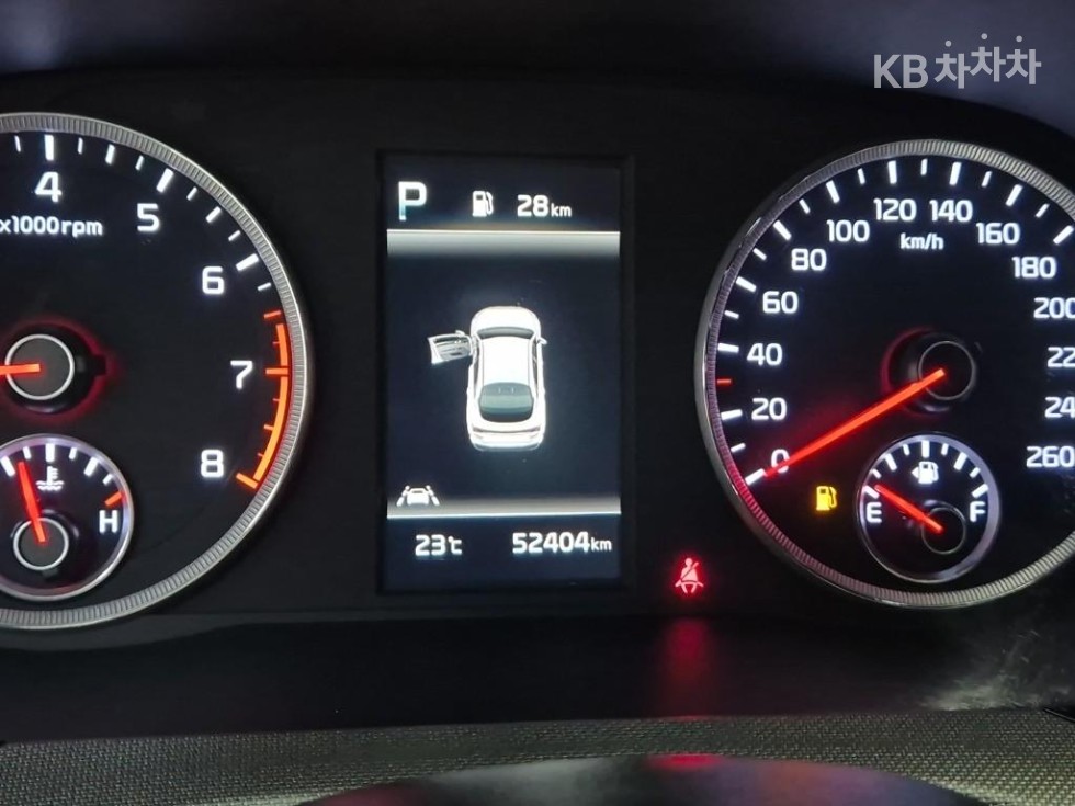 2022 - kia k5