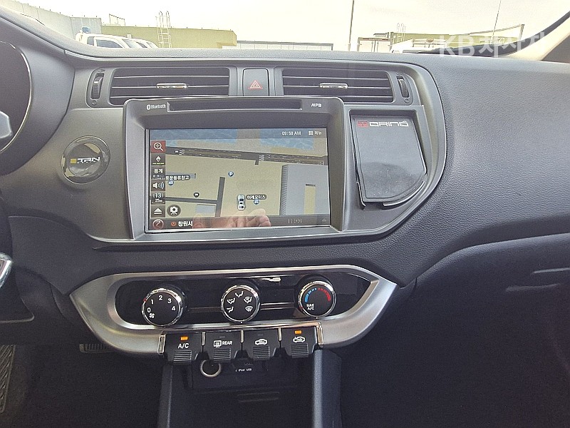 2014 - kia pride