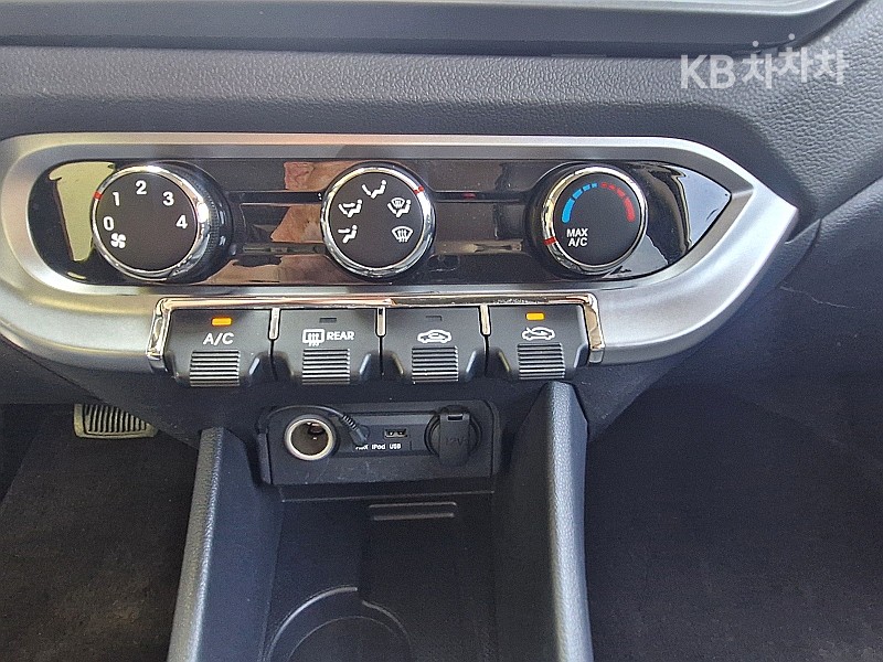 2014 - kia pride