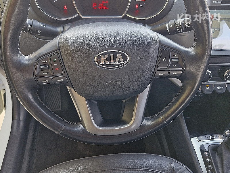 2014 - kia pride
