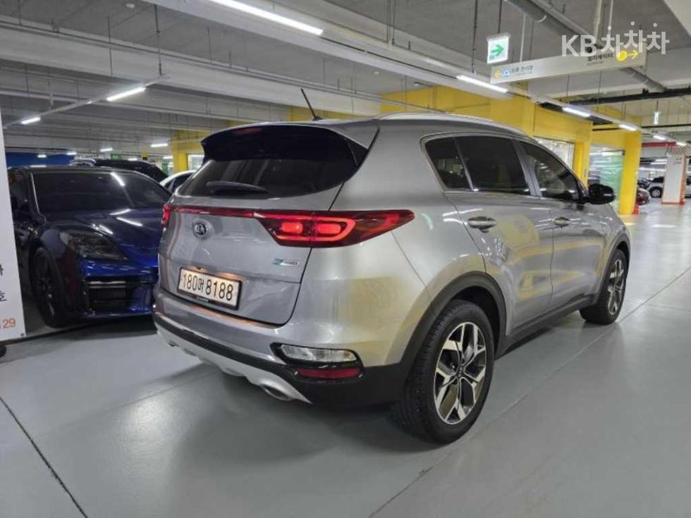 2020 - kia sportage
