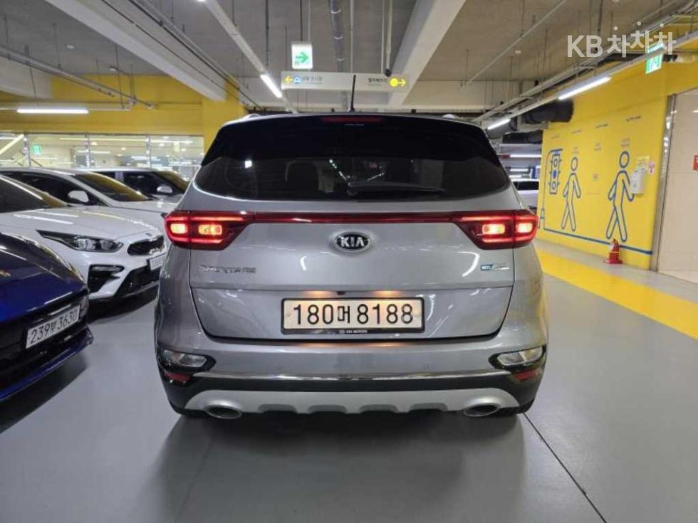 2020 - kia sportage