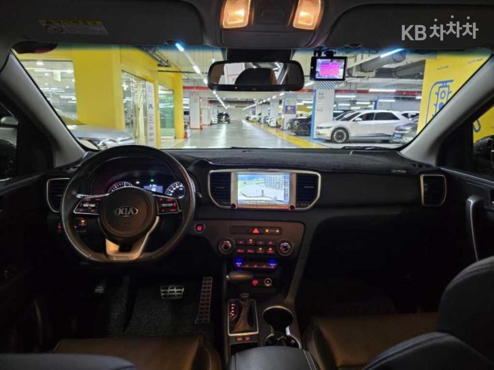 2020 - kia sportage