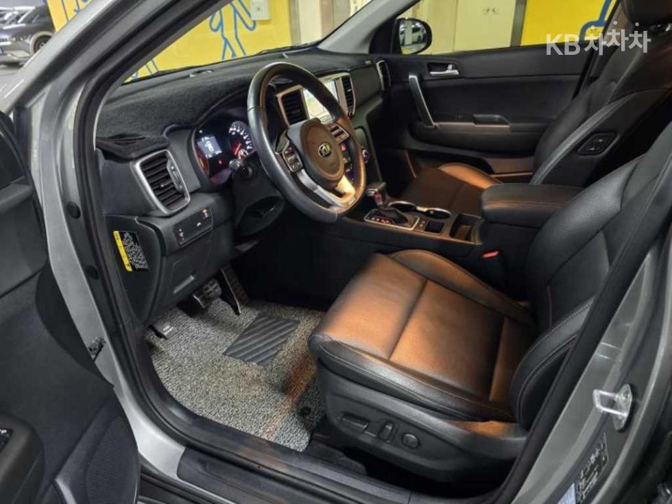 2020 - kia sportage