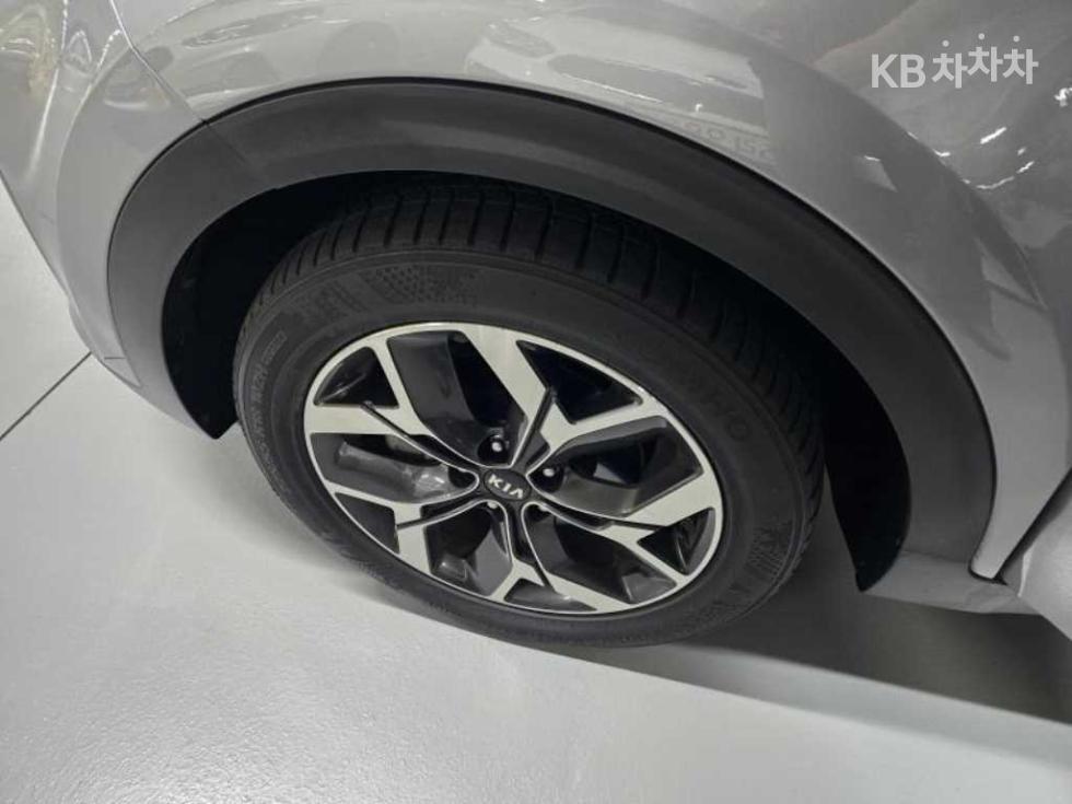 2020 - kia sportage