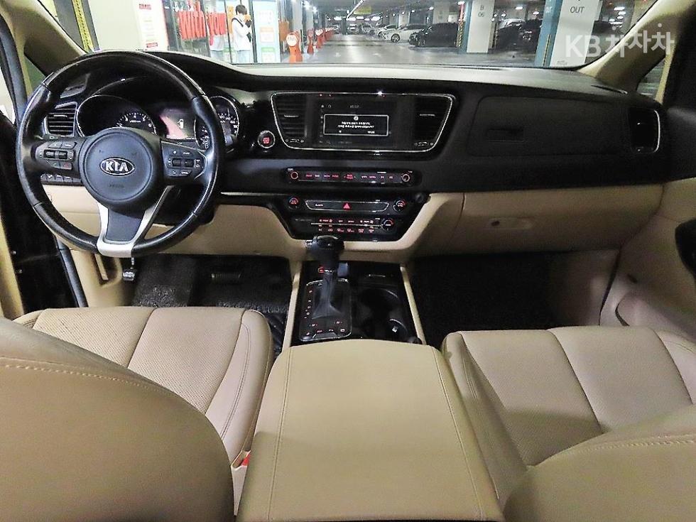 2016 - kia carnival