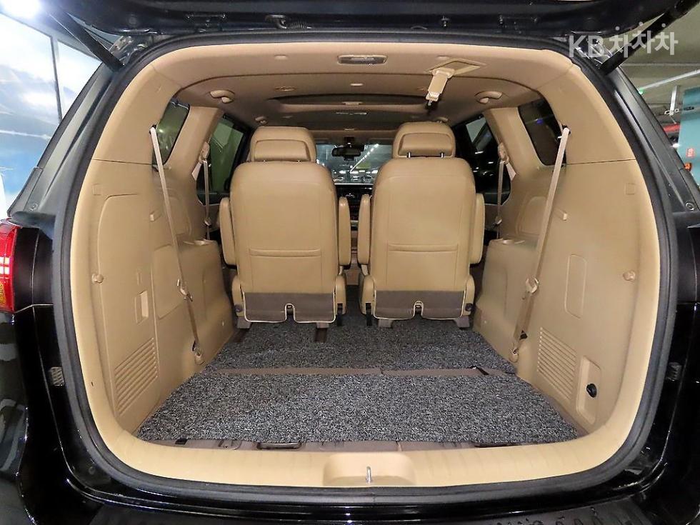 2016 - kia carnival