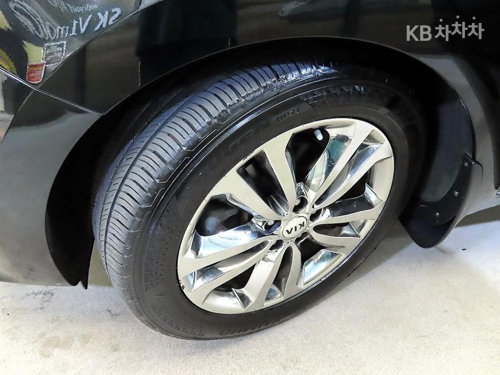2016 - kia carnival