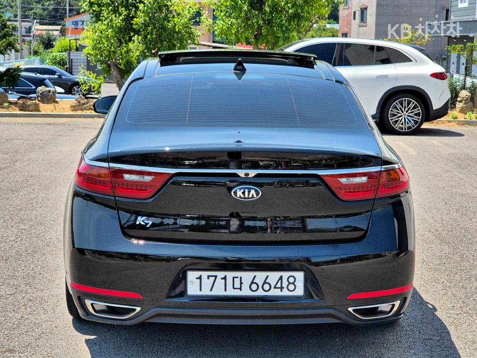 2018 - kia k7