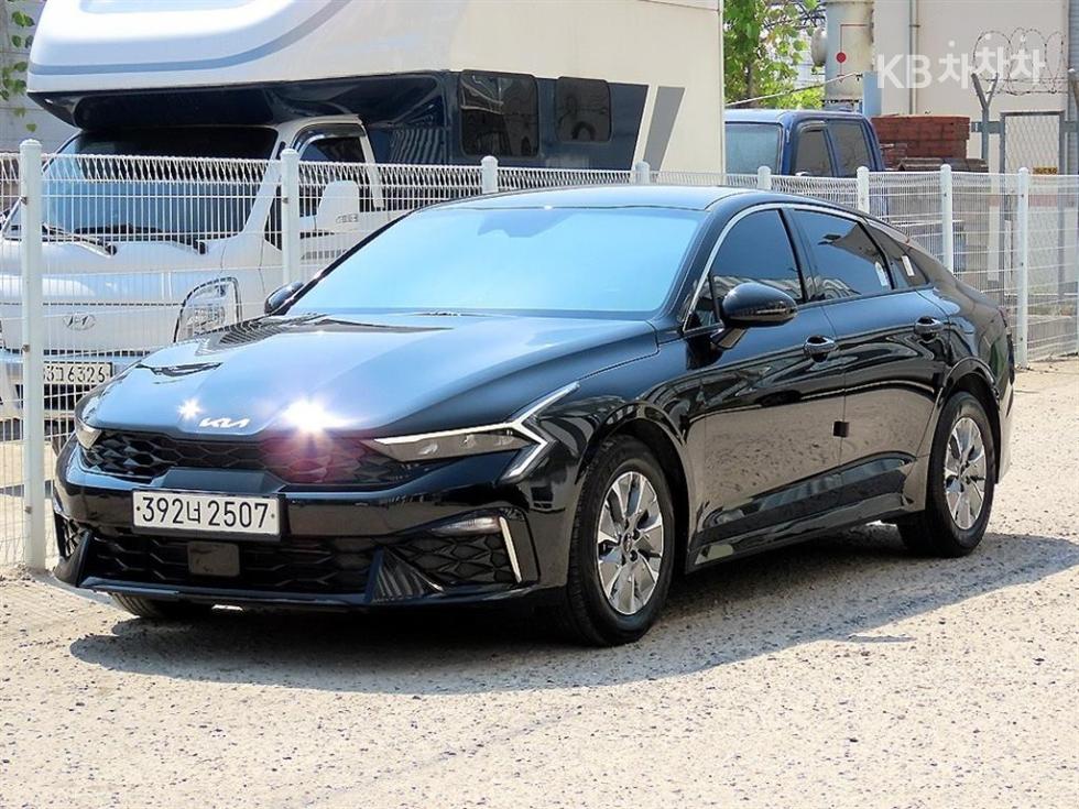 2025 - kia k5