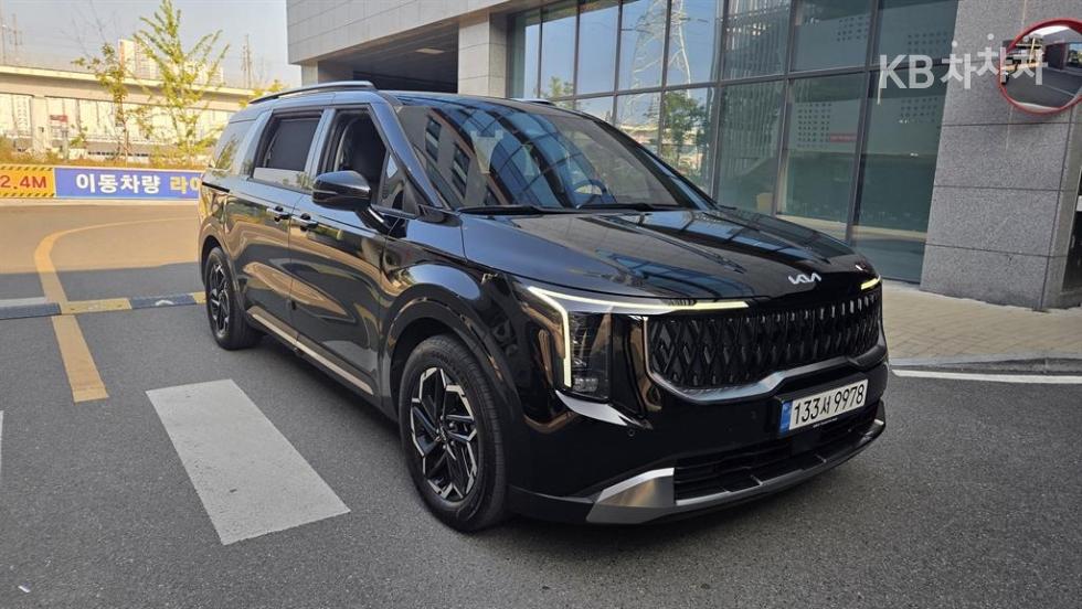 2024 - kia carnival