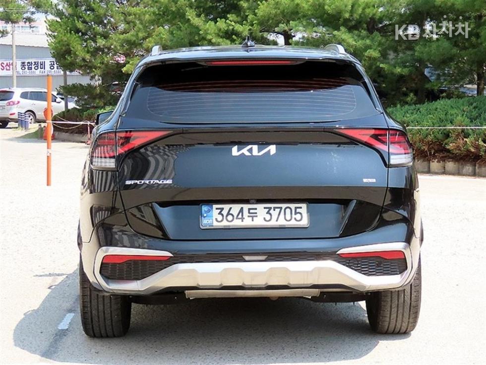 2022 - kia sportage