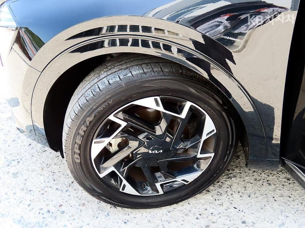 2022 - kia sportage
