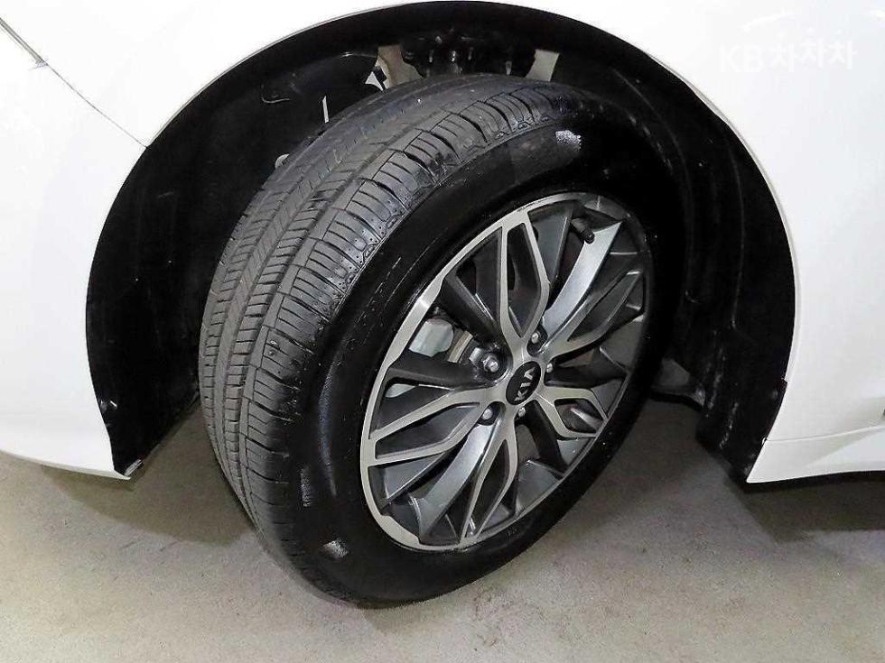 2020 - kia k5
