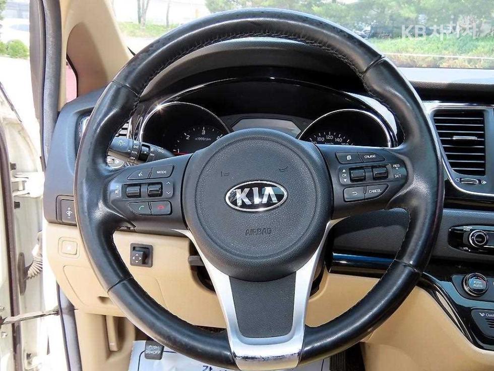 2016 - kia carnival