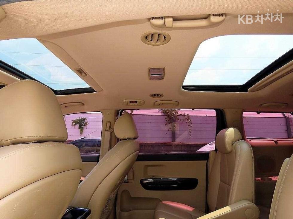2016 - kia carnival