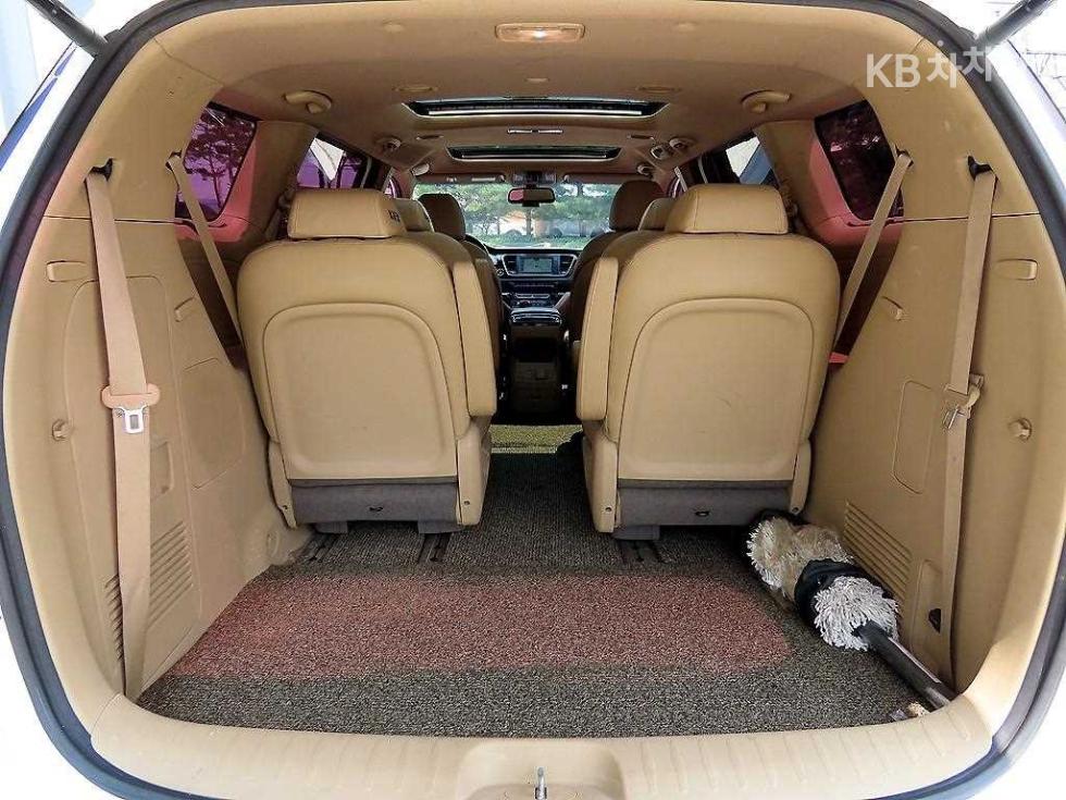 2016 - kia carnival