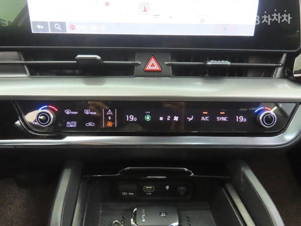 2022 - kia sportage