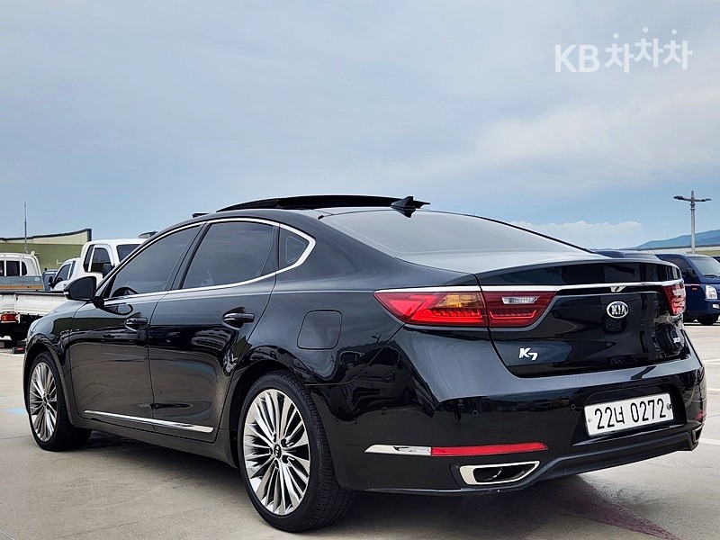 2016 - kia k7