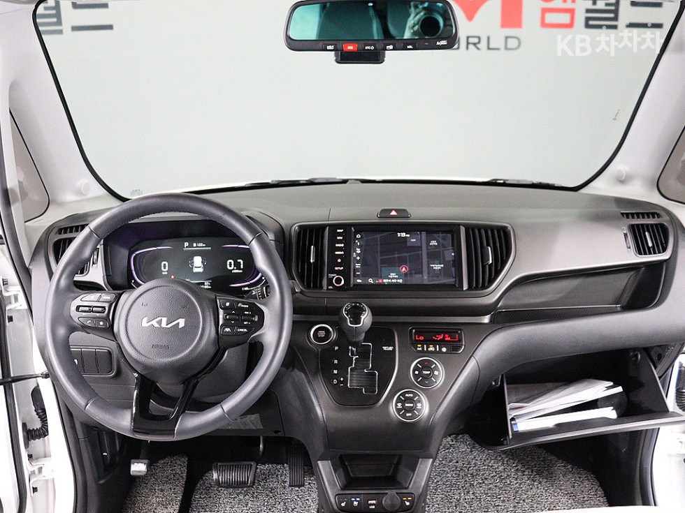 2024 - kia kia