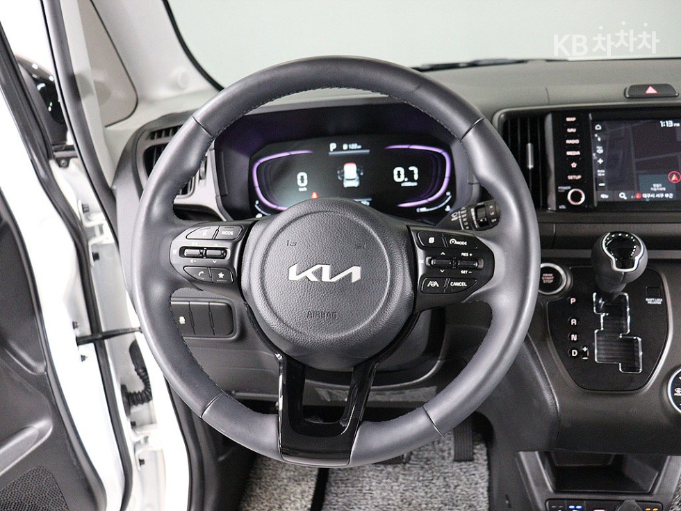 2024 - kia kia