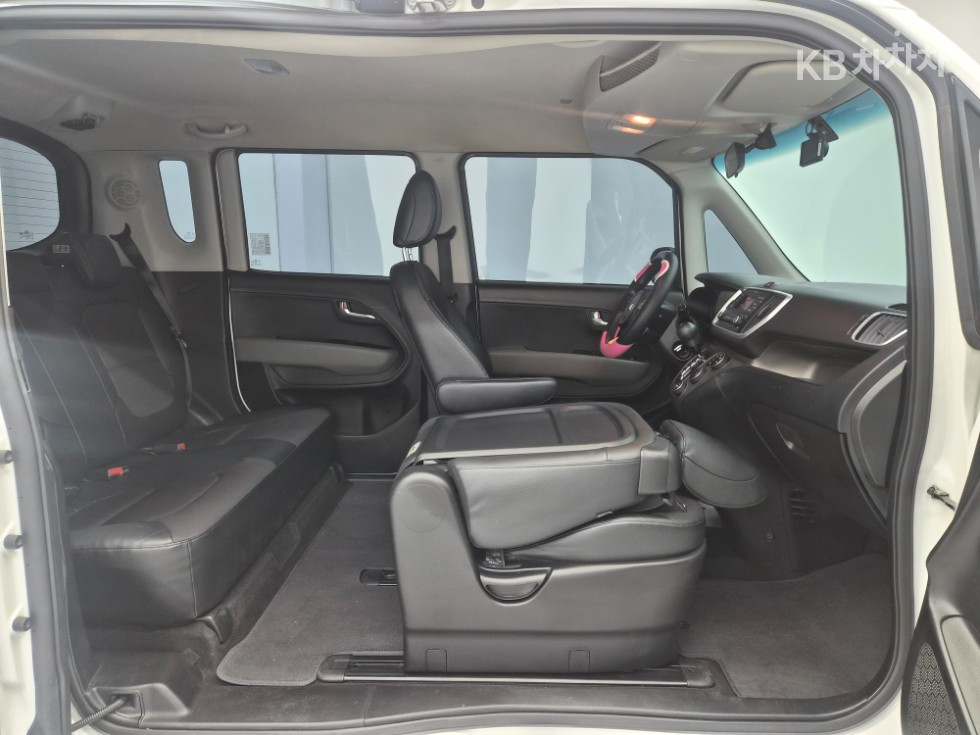 2020 - kia ray