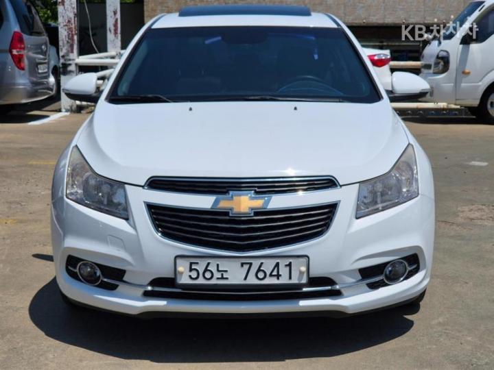 Chevrolet Cruze 1.8 LTZ+ Base Type