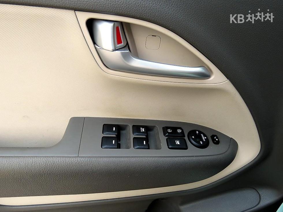 2013 - kia ray