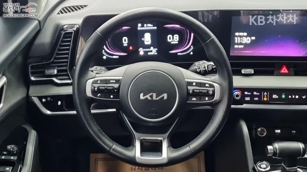 2023 - kia sportage