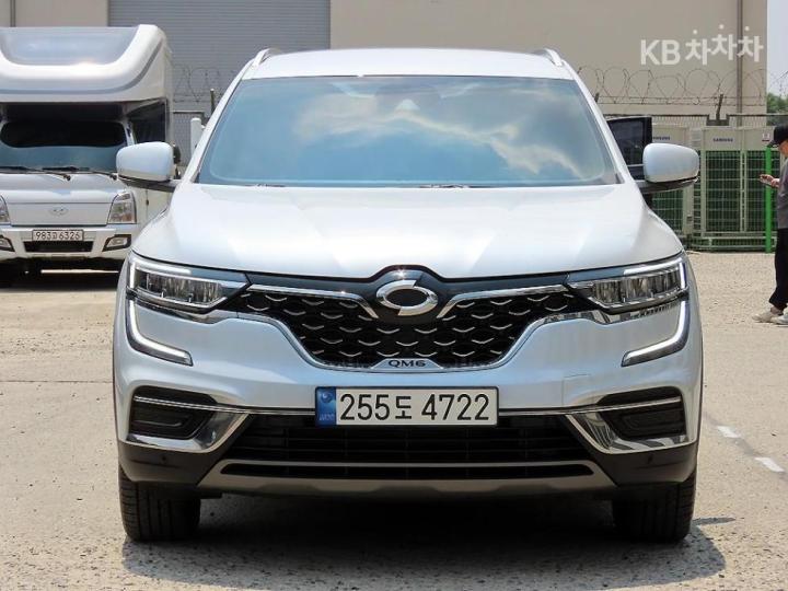 Renault QM6 2.0 LPe 2WD RE Signature