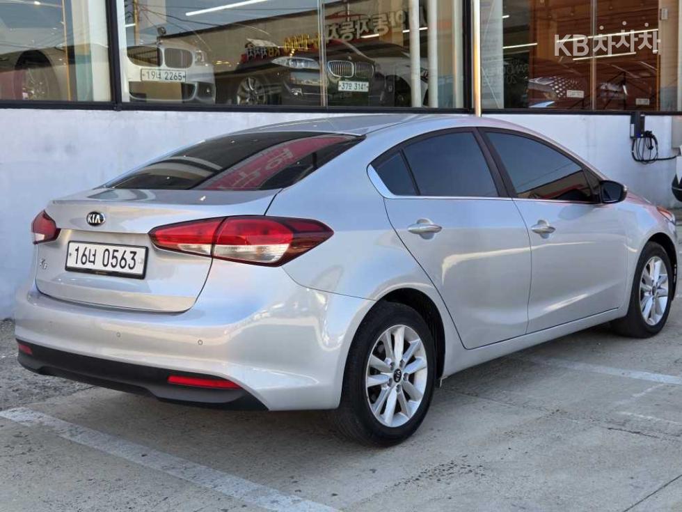 2016 - kia k3