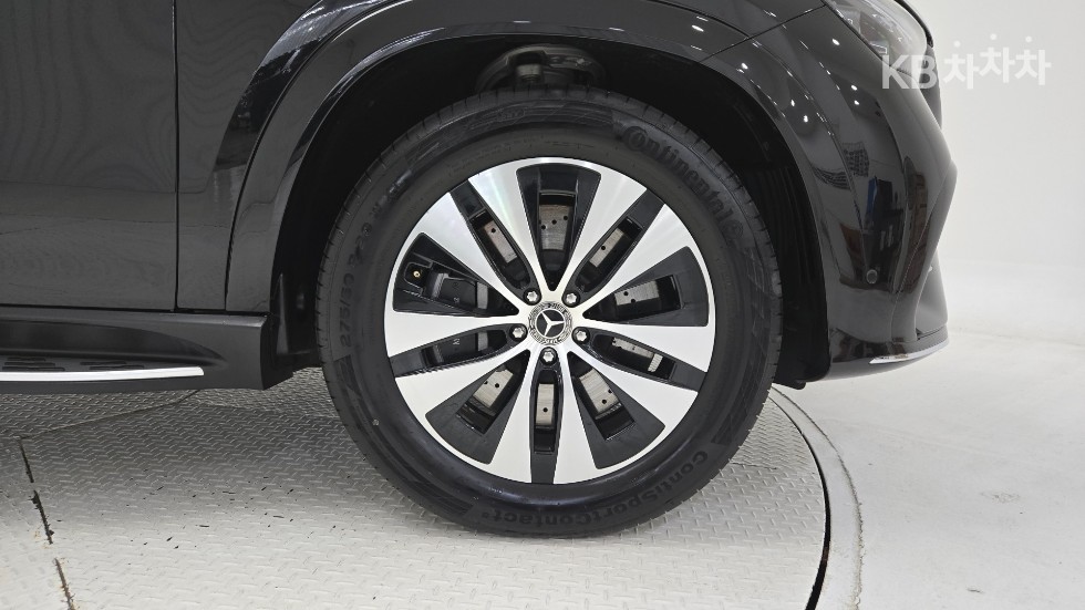 Mercedes-Benz GLE — miniaturë 7