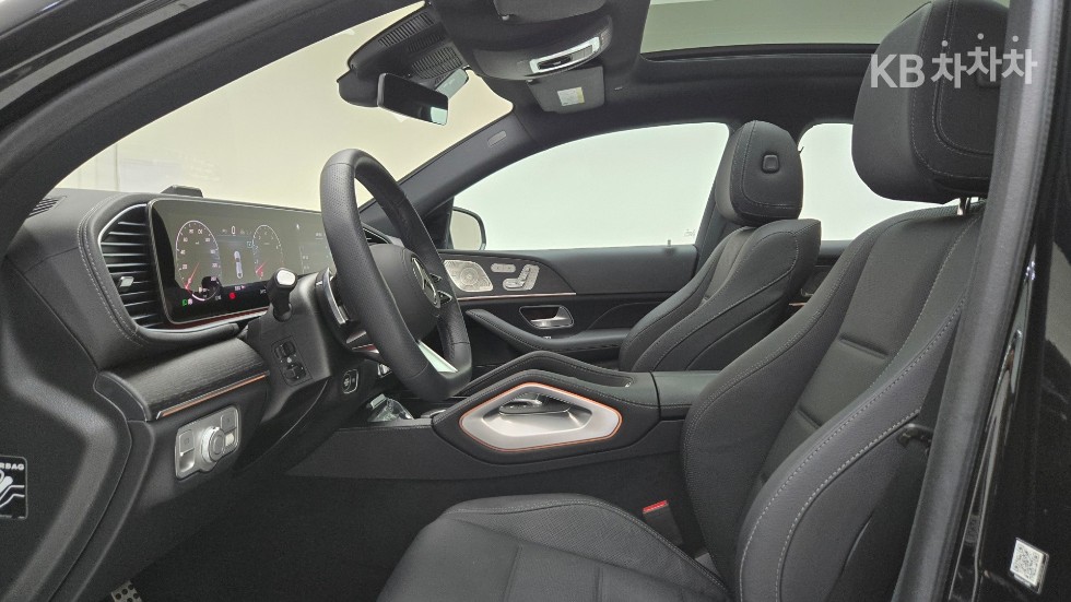 Mercedes-Benz GLE — miniaturë 13