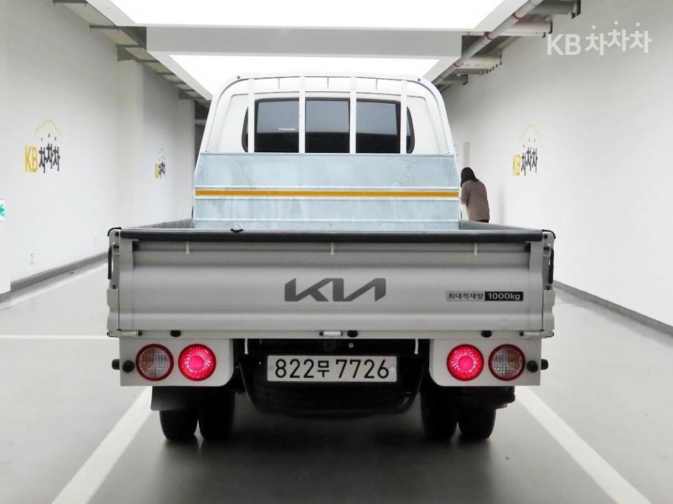 2022 - kia bongo iii