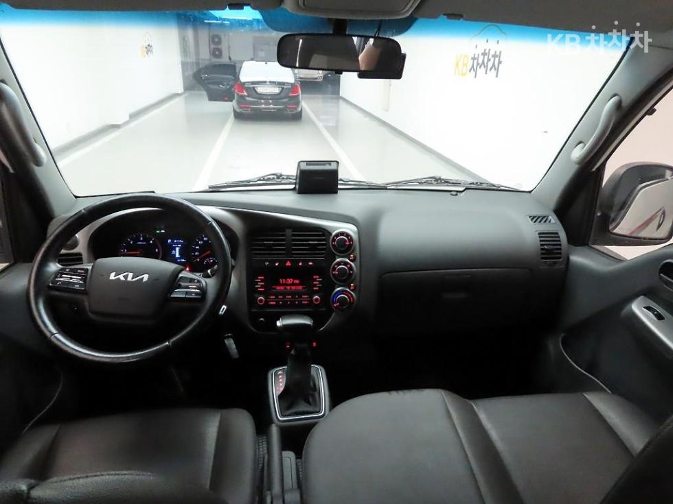 2022 - kia bongo iii