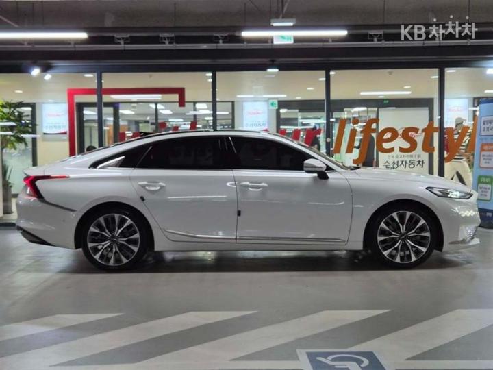 Kia K8 2.5 Gasoline Signature — фото 3