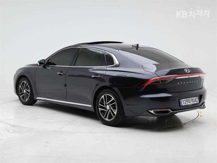 Hyundai Grandeur 2.5 Premium Choice 5