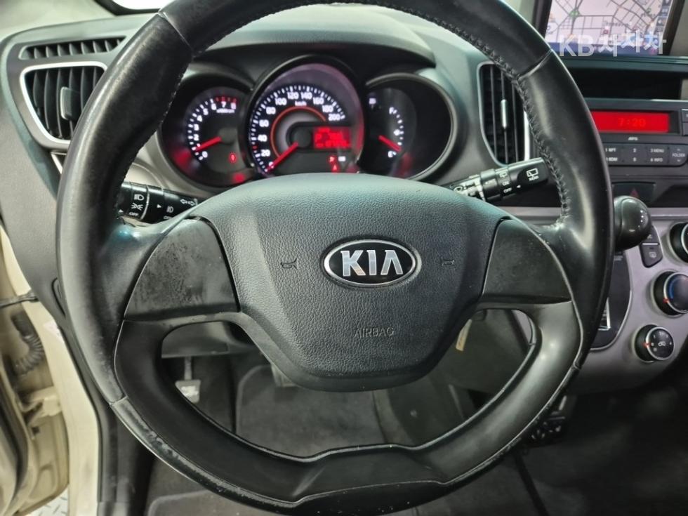 2013 - kia ray