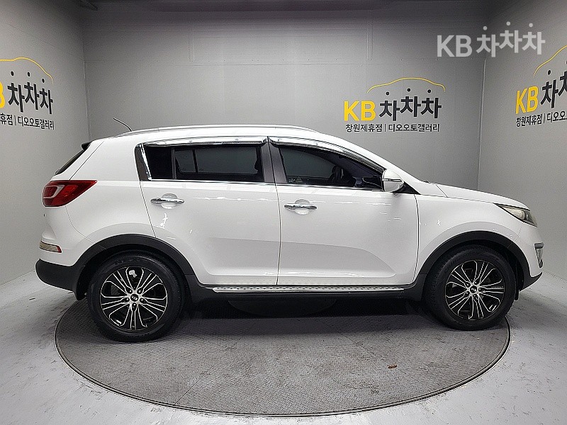 2013 - kia sportage