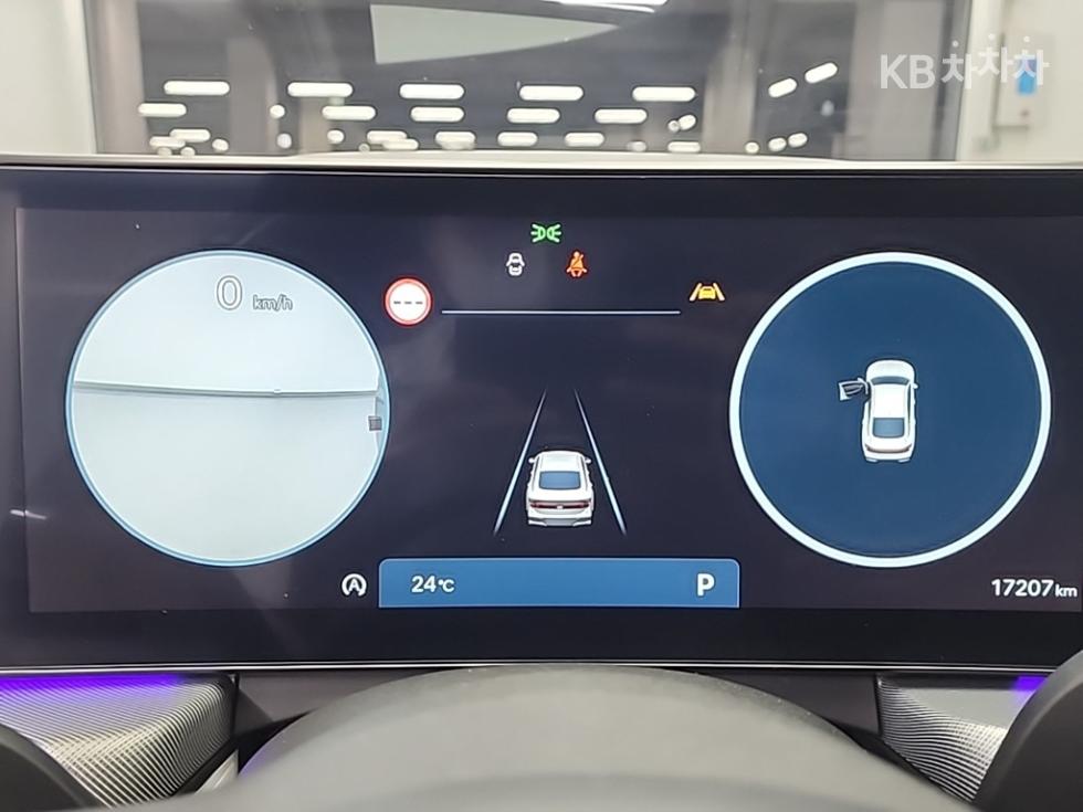 2023 Hyundai (DN8) photo