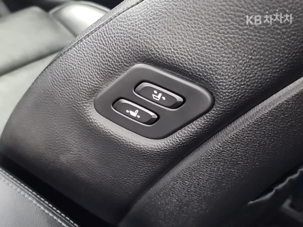 2021 - kia k7