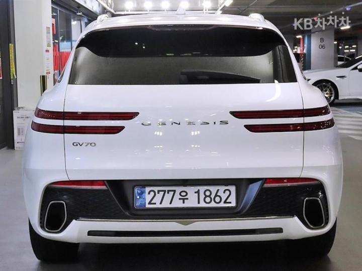 Genesis GV70 Diesel 2.2 2WD 6